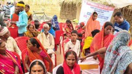 अकोढ़ी गोला: अकोढ़ी गोल में डॉ. अंबेडकर समग्र सेवा अभियान के तहत विशेष विकास शिविर का आयोजन