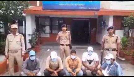 ऋषिकेश: बस अड्डा ऋषिकेश के पास सवारी बैठाने को लेकर झगड़ा और हुड़दंग करने के आरोप में पुलिस ने 5 लोगों को किया गिरफ्तार