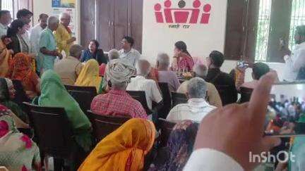 खलीलाबाद: नोडल अधिकारी उत्तर प्रदेश शासन संदीप कौर ने प्राथमिक स्वास्थ्य केंद्र बघौली का किया निरीक्षण, दिए आवश्यक निर्देश