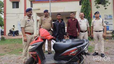 पाटन: आहत के साथ लूट का विरोध करने पर कैंची से प्राणघातक हमला करने वाले 2 मुख्य आरोपियों को गिरफ्तार किया गया