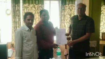 यवतमाळ: जिल्हा परिषद अल्पसंख्यांक शिक्षकांच्या समस्या निकाली काढण्याबाबत मुख्य कार्यकारी अधिकाऱ्यांना निवेदन