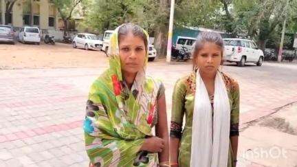 बांदा: महिला ने एसपी ऑफिस में दिया शिकायती पत्र, पड़ोसियों पर लगाया मारपीट और गाली-गलौज का आरोप