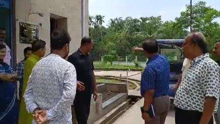 কালনা ১: ১ কোটি টাকার সরাসরি তাঁতিদের থেকে কাপড় কিনবে তন্তুজ, ধাত্রীগ্রামে জানালেন তন্তুজের MD, উপস্থিত মন্ত্রী