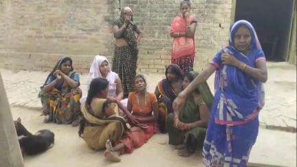 बीकापुर: गड़रिया डीह गांव में रस्सी के सहारे फंदे से लटकता मिला किशोर का शव, पुलिस को नहीं दी गई सूचना