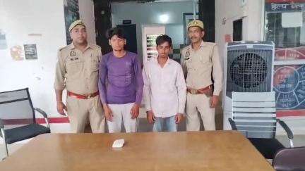 शामली: आदर्शमंडी पुलिस ने सार्वजनिक स्थान पर जुआ खेलते सिलावर निवासी 2 आरोपियों को नकदी व ताश के पत्तों के साथ किया गिरफ्तार
