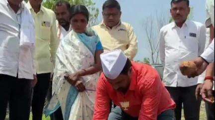 परभणी: पिंपरी देशमुख येथे विकासकामांचे भूमिपूजन : भाजपा महानगर जिल्हाध्यक्ष शिवाजी भरोसे यांच्या प्रयत्नाला यश