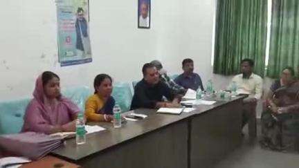 महेशपुर: महेशपुर बीडीओ ने पंचायत समिति कार्यकारिणी की बैठक में विकास कार्यों पर की चर्चा