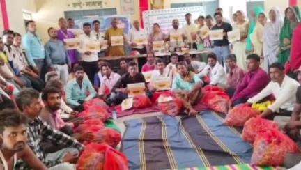 ढीमरखेड़ा: ढीमरखेड़ा के 8 गांवों के 200 परिवारों ने अदरक, हल्दी और तुलसी की खेती की ओर कदम बढ़ाया