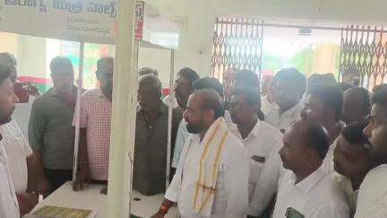 సున్నిపెంట ప్రభుత్వ వైద్యశాలను ఆకస్మికంగా తనిఖీ చేసిన వైద్య ఆరోగ్య శాఖ మంత్రి సత్యకుమార్
