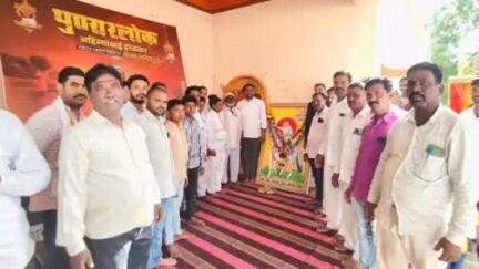 सिंदखेड राजा: वर्दडी येथे पुण्यश्लोक अहिल्यादेवी होळकर यांच्या जयंतीनिमित्त अभिवादन