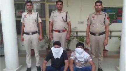 चरखी दादरी: शराब कारोबारी की गाड़ी पर हमला करने और धमकी देने के मामले में चरखी दादरी पुलिस ने दो आरोपियों को किया काबू