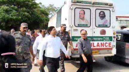 हज़ारीबाग: मेडिकल कॉलेज में उपायुक्त ने राष्ट्रीय स्वास्थ्य मिशन, जिला स्वास्थ्य समिति एवं शेख भिखारी मेडिकल कॉलेज अस्पताल की समीक्षा की