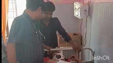 रामसनेही घाट: रामसनेहीघाट में कल्याणी नदी के पास अज्ञात वाहन ने बाइक में मारी टक्कर, बाइक सवार घायल हुआ