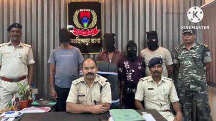 आदित्यपुर गम्हरिया: आदित्यपुर थाना पुलिस ने गैर जमानतीय वारंटी को गिरफ्तार कर भेजा जेल