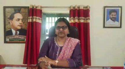 బూర్గంపహాడ్: భూ భారతి చట్టం అమలులో భాగంగా మండల వ్యాప్తంగా ప్రతి గ్రామాలు రెవిన్యూ సదస్సులు తెలియజేసిన తాసిల్దార్