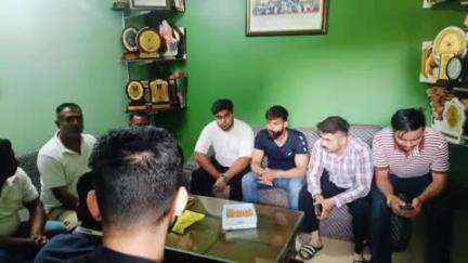 ऊना: पूर्व विधायक सतपाल रायजादा ने कोटला कलां में लोगों की सुनी समस्याएं, अधिकतर का मौके पर ही किया समाधान