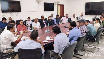 बड़गांव: जिले में जल संरक्षण हेतु 5 जून से 20 जून तक मनाया जाएगा जल स्वावलम्बन पखवाड़ा, कलेक्टर ने ली बैठक