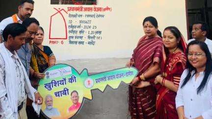 जांजगीर: सुशासन तिहार में प्रदेश में सर्वाधिक प्रधानमंत्री आवास जिले में हुए पूर्ण