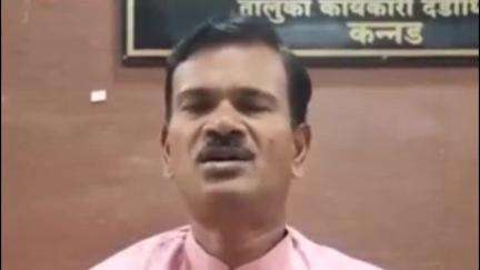 कन्नड: दोन दिवसांत शेतकरी ओळखपत्र काढावे- तहसीलदार विद्याचरण कडवकर यांचे शेतकऱ्यांना आवाहन