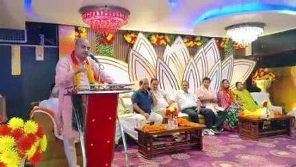 कासगंज: मुख्य विकास अधिकारी के स्टेनो हुए सेवानिवृत्त, निजी होटल में विदाई समारोह का आयोजन