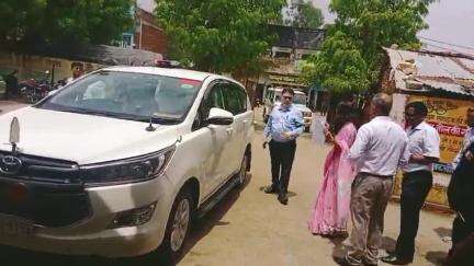 मानिकपुर: मानिकपुर CHC पहुंचे प्रमुख सचिव आयुष ने CHC का बारीकी से किया निरीक्षण, कहा- अंत्योदय जिला में हो रहे हैं कई अच्छे काम