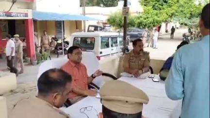 मौदहा: मौदहा कस्बे में आगामी त्योहार के दृष्टिगत शांति कमेटी की बैठक आयोजित हुई