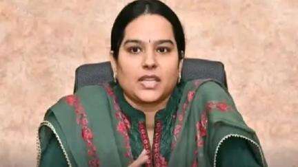 కర్నూలు: కర్నూలు జిల్లాలో రేషన్ డీలర్ల పై ఫిర్యాదులు వస్తే చర్యలు తప్పవని జిల్లా జాయింట్ కలెక్టర్ బి నవ్య