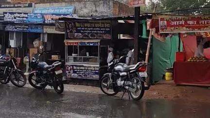 रामपुर नैकिन: ग्राम झाझ सहित कई इलाकों में झमाझम बारिश, तापमान में आई गिरावट, मौसम वैज्ञानिक ने कहा- जल्द आएगा मानसून