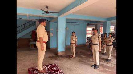 गया टाउन सीडी ब्लॉक: एसपी सिटी रामानन्द कुमार कौशल ने कोतवाली थाने का किया वार्षिक निरीक्षण,पुलिसकर्मियों ने दी गार्ड ऑफ़ ऑनर की सलामी