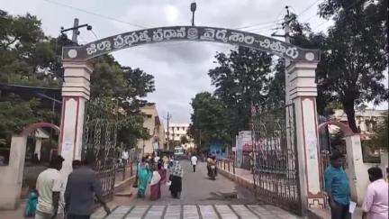 ప్రభుత్వ ఆసుపత్రిలో తాగునీటి కొరత, మినరల్ వాటర్ ఉన్నా డబ్బులు ఖర్చు పెట్టి బయట కోంటున్న రోగుల సహాయకులు #localissue