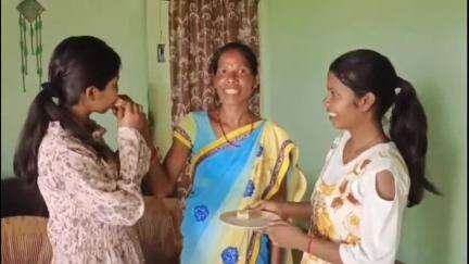 सेन्हा: ज़िले की छात्रा रोशनी भगत ने इंटर साइंस परीक्षा में राज्य में 9वीं रैंक व जिला टॉप किया, DC बोले- प्रशासन करेगा सम्मानित