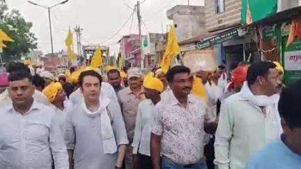 निवाड़ी: पृथ्वीपुर में देवी अहिल्याबाई होलकर की 300वीं जयंती पर निकाली गई भव्य शोभा यात्रा