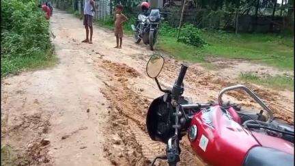 খোয়াই: জাম্বুরা এলাকায় রাস্তায় কালভার্ট ভেঙ্গে বিপত্তি, সমস্যায় সাধারণ মানুষ #jansamasya