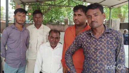 उन्नाव: मौरावां थाना क्षेत्र अंतर्गत पारा निवासी ऑटो चालक युवक पर गिरा पेड़, युवक की हुई मौत