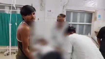 इटावा: बढ़पुरा इलाके में प्रेमिका के शादी के लिए तैयार न होने से प्रेमी ने कीटनाशक दवा खाई, जिला अस्पताल में भर्ती
