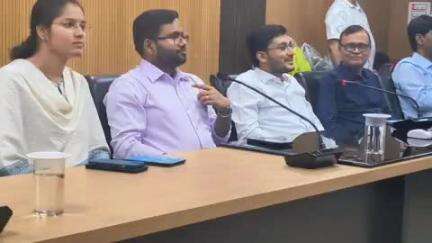 मुशहरी: एडीएम लोक शिकायत के रिटायरमेंट पर समाहरणालय सभागार में जिलाधिकारी की अध्यक्षता में विदाई समारोह आयोजित