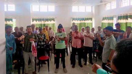 মানকাচৰ: হাটশিঙিমাৰী জিলা স্বাস্থ্য বিভাগৰ উদ্যোগত বিশ্ব ধঁপাত বিৰোধী দিৱস উদযাপন, ছাত্ৰ-ছাত্ৰীক ধঁপাতৰ পৰা বিৰত থকাৰ আহ্বান