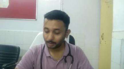 खबर औरैया से ग्राम  बम्होरी निवासी युवक ने खाया जहरीला पदार्थ अस्पताल में उपचार जारी जानकारी देते डॉक्टर प्रियेश