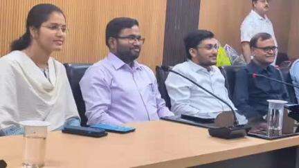 मुशहरी: मुजफ्फरपुर: DSO और DLO के तबादले और ADM लोक शिकायत की सेवानिवृत्ति के बाद DM की अध्यक्षता में विदाई समारोह