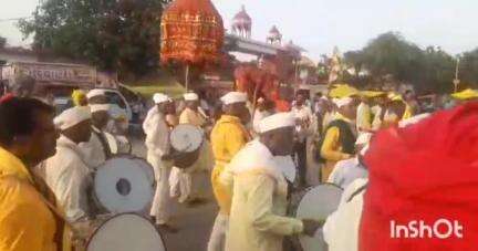 औसा: दापेगाव येथे पुण्यश्लोक अहिल्यादेवी होळकर जयंती साजरी,,औसा तहसीलचे तहसिलदार घनशाम आडसुळ यांची प्रमुख उपस्थीती