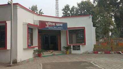 विजयराघवगढ़: विजयराघवगढ़ के आजाद चौक में तेज रफ्तार कार ने महिला को टक्कर मारकर किया घायल, लापरवाह चालक पर मामला दर्ज