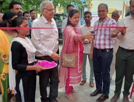 बदायूं: बदायूं में विश्व तम्बाकू निषेध दिवस के अवसर पर जागरूकता शिविर का आयोजन, एडीजे ने कहा- तम्बाकू के सेवन से होती है