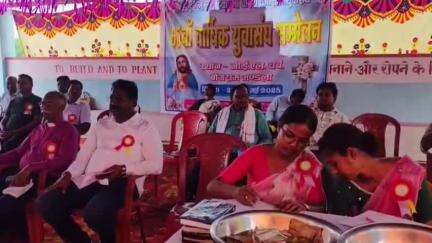 कोलेबिरा: बोंगराम में जीईएल चर्च का 65वां युवा सम्मेलन सम्पन्न, नमन बिक्सल कोनगाडी ने युवाओं को लक्ष्य पर ध्यान देने को कहा