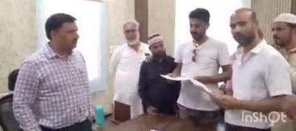 कोतमा: बिजुरी में कांग्रेस कार्यकर्ताओं और पदाधिकारियों ने मुख्य नगर पालिका अधिकारी को ज्ञापन सौंपा