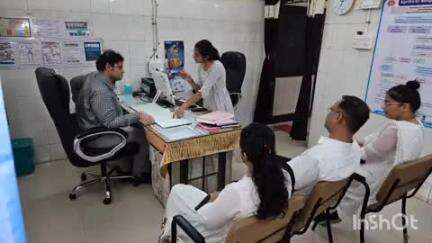 બાલાસિનોર: પાંડવા પ્રાથમિક આરોગ્ય કેન્દ્રની જિલ્લા વિકાસ અધિકારીએ મુલાકાત લીધી