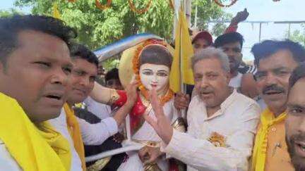 शिकारपुर: अहिल्याबाई होल्कर की जयंती के अवसर पर बघेल समाज के सैकड़ों युवाओं ने निकाली बाइक रैली, हुआ कार्यक्रम का आयोजन