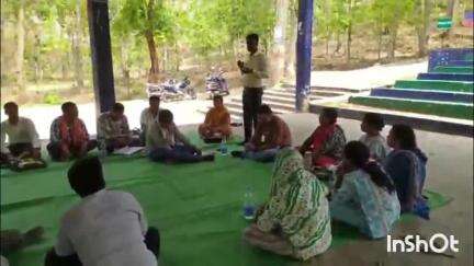 उदयपुर: रामगढ़ सीता बेंगरा में युक्तियुक्तकरण काउंसलिंग के संबंध में शिक्षकों की बैठक संपन्न हुई