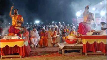 धनौरा: गजरौला के नागपाल इंटरनेशनल स्कूल में महा आरती कार्यक्रम का आयोजन हुआ