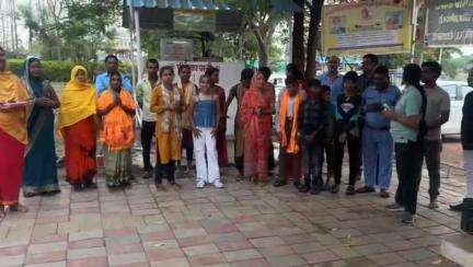 नौरोजाबाद: मां ज्वाला उचेहरा धाम में उषा कर ट्रस्ट ने वाटर कूलर किया भेंट