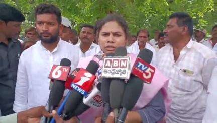 ఇచ్చిన మాట నిలబెట్టుకున్న ఘనత  ముఖ్యమంత్రి చంద్రబాబు నాయుడు ది, MLA భూమా అఖిల ప్రియ
